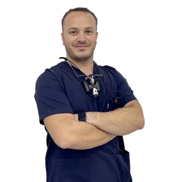 Dr. Fatjon Yzeiraj — themelues dhe stomatolog